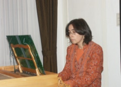 Suzana Mendes. Vortrag und Konzert bei der Sitzung zum Thema Alte Musik und Kulturwissenschaft des ISMPS 2008. Copyright ISMPS